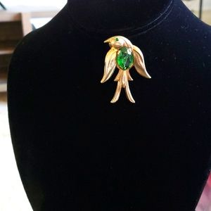 Vintage coro bird emerald brooch